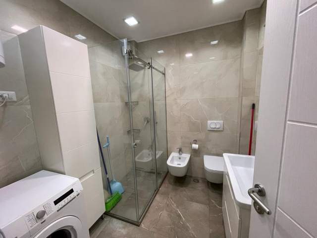 Jepet me qira Apartament perballe Toptanit 117 m² 1.100 Euro
