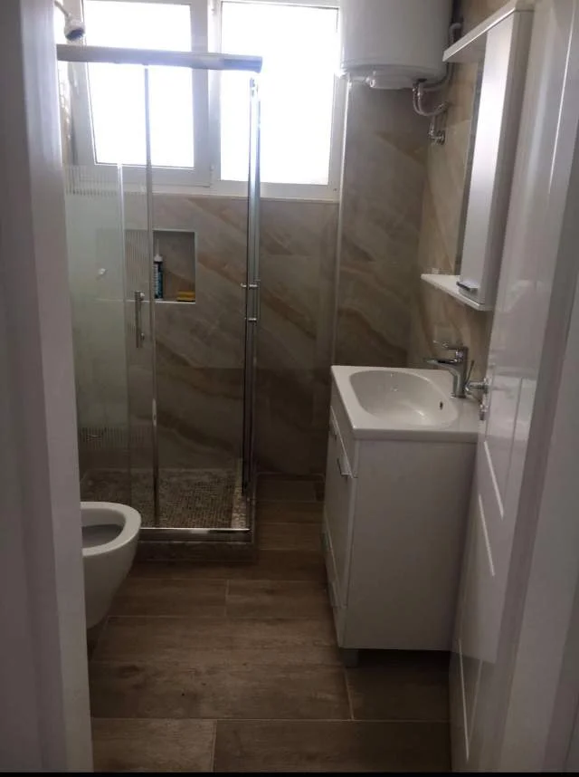 Tirane, jepet me qera apartament 2+1+BLK Kati 4, 75 m² 480 Euro (Kopshti Zoologjik)