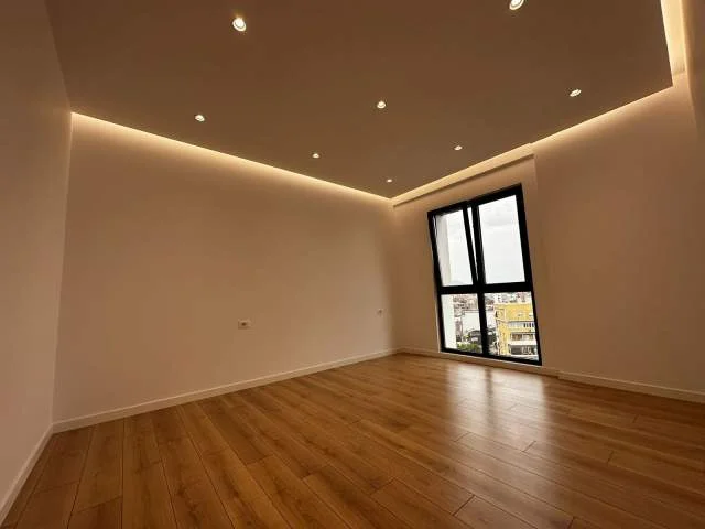 Tirane, ofert apartament 2+1+BLK Kati 9, 106 m² 600 Euro