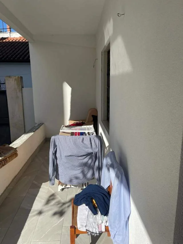 Tirane, jepet me qera apartament 2+1+BLK Kati 1, 60 m² 35.000 Leke (Fresku 3700)