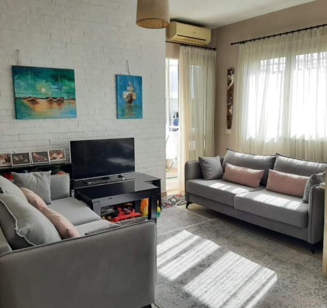Tirane, jepet me qera apartament 1+1+BLK Kati 6, 75 m² 35.000 Euro (sotir caci)