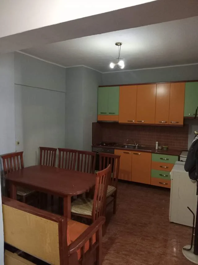 Tirane, jepet me qera apartament 1+1+A+BLK 62 m² 450 Euro (Don Bosko)