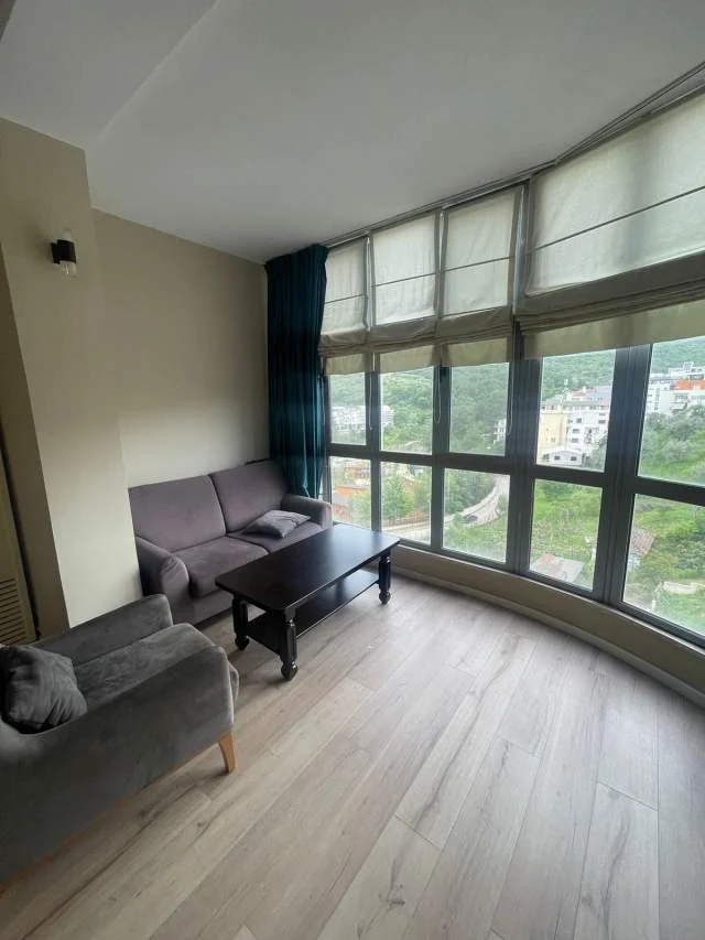 Tirane, jepet me qera apartament 3+1+A+BLK Kati 6, 125 m² 1.100 Euro (Kopshti Zoologjik)