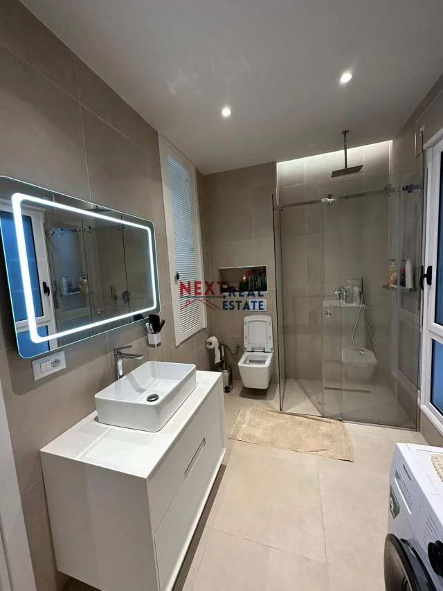 Orikum, shitet Penthouse Kati 11, 193 m² 370.000 Euro