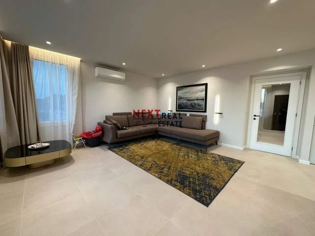 Orikum, shitet Penthouse Kati 11, 193 m² 370.000 Euro