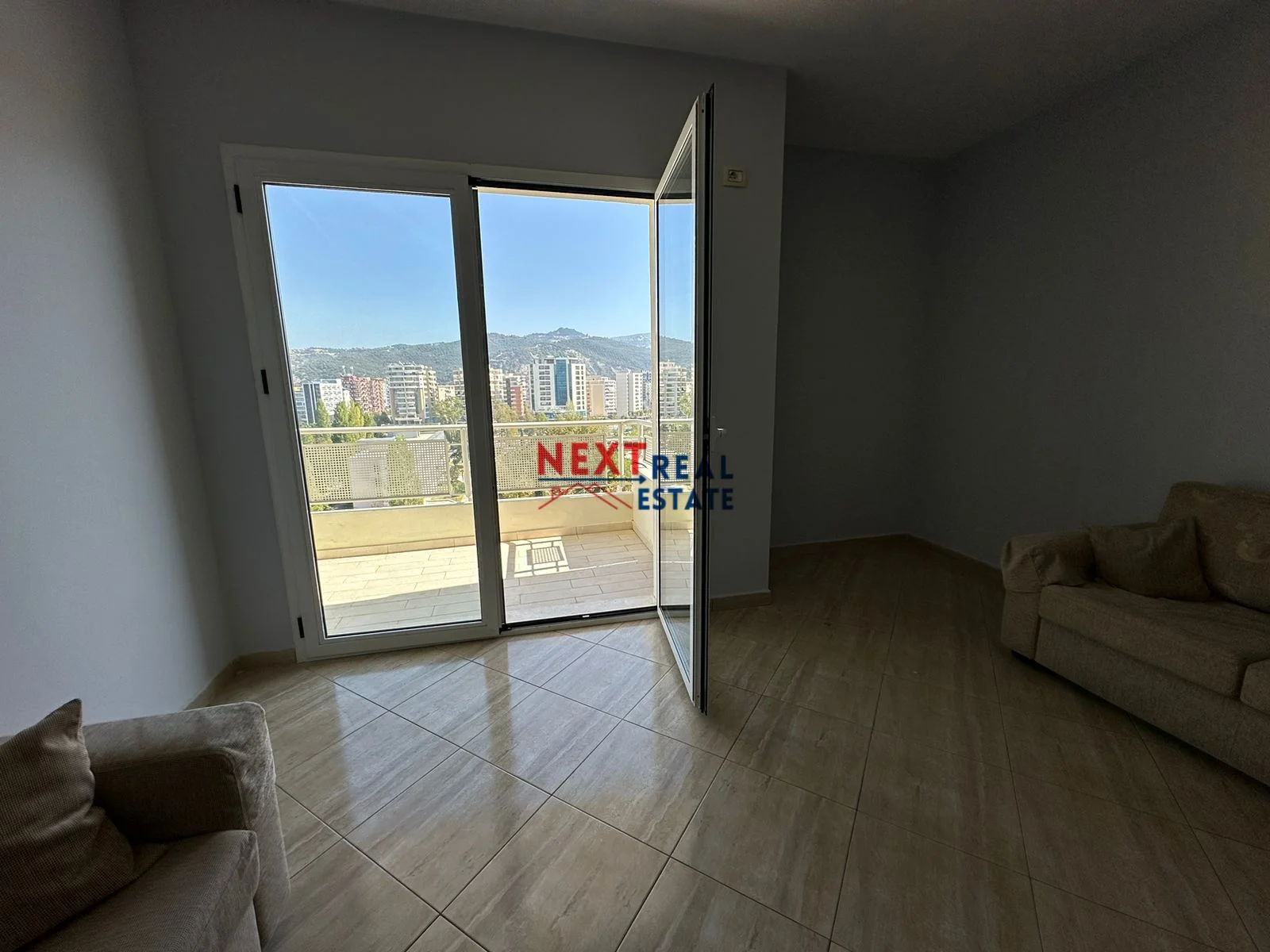 Vlore, shitet apartament 1+1+BLK Kati 10, 85 m² 136.000 Euro (Porti, Vlore)