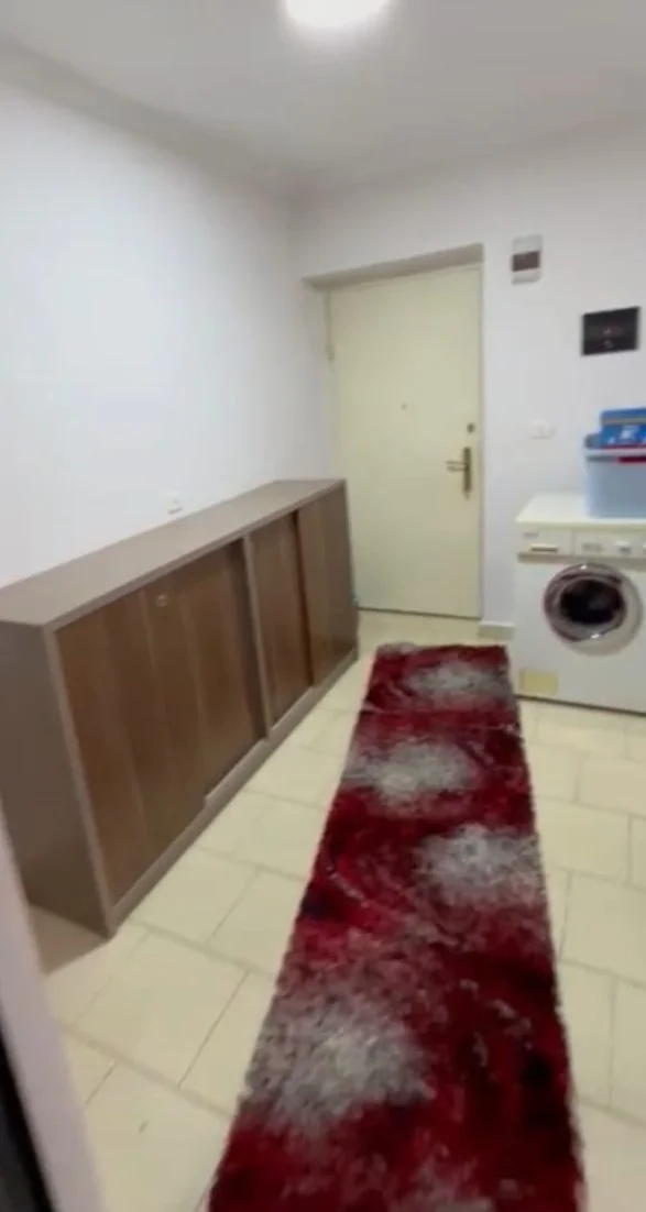 Tirane, jap me qera apartament 2+1+BLK Kati 2, 62 m² 40.000 Leke (Rruga Selman Riza, Tirana)