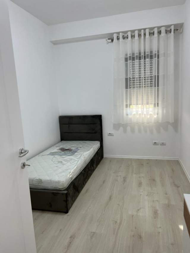 Tirane, jepet me qera apartament 2+1+A+BLK Kati 8, 90 m² 50.000 Leke  Bar Rossini Astir