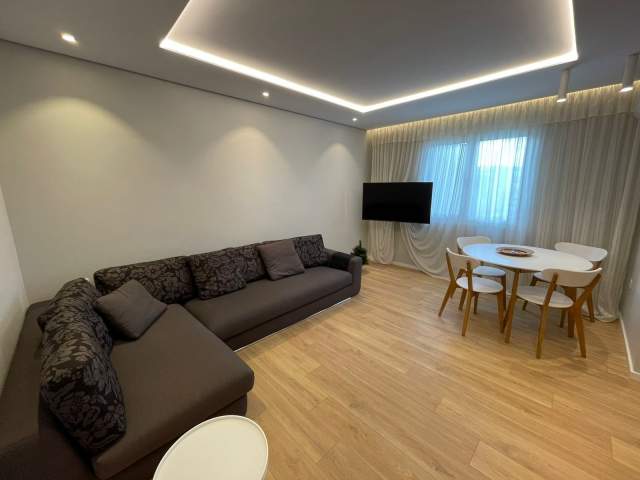 Tirane, jepet me qera apartament 1+1+A+BLK Kati 3, 60 m² 700 Euro (Hotel Diplomat)