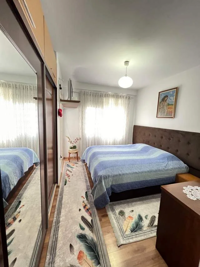 Tirane, shitet apartament 3+1+BLK Kati 3, 113 m² 129.000  (Pranë vilës L)