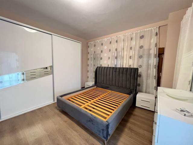 Tirane, jepet me qera apartament 4+1+A+BLK Kati 3, 380 m² 2.500 Euro (Prane TEG)