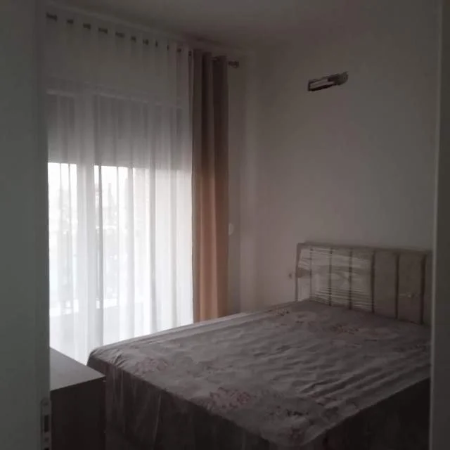 Ofert apartament 70 m² 450 Euro (Fusha Aviacionit)