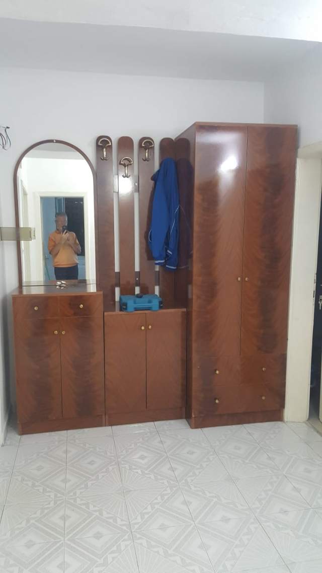 Tirane, jap me qera apartament 1+1+A Kati 4, 27.000 Leke (Idriz Dollaku)