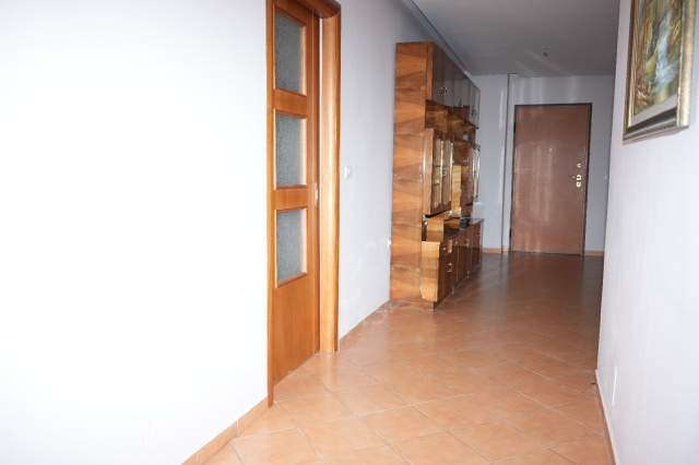 Tirane, jepet me qera apartament 2+1+A+BLK Kati 6, 110 m² 450 Euro (Ngjitur me Ministrine e Jashtme)