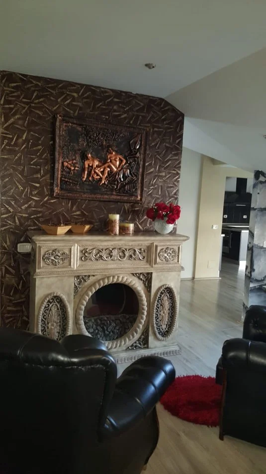 Tirane, jepet me qera apartament 2+1+Ballkon Kati 4, 200 m² 400 € (qyteti studenti)