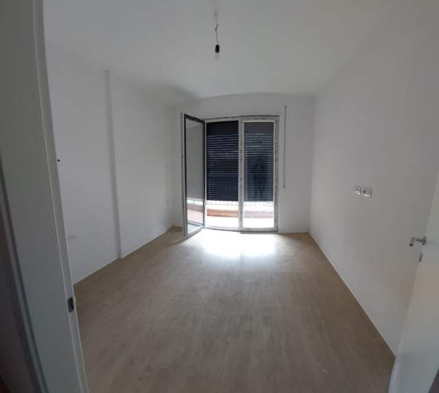 Tirane, jepet me qera apartament 2+1+BLK Kati 2, 70 m² 1  (Rruga Tefta Tashko)
