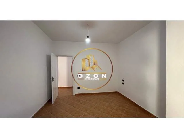 Vlore, shitet apartament 2+1 Kati 2, 110 m² 150.000 Euro (Lungomare)