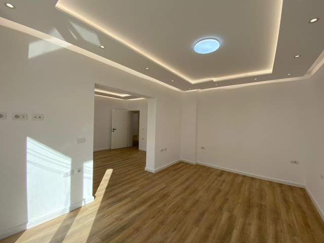 Tirane, jepet me qera apartament 2+1+BLK Kati 3, 104 m² 1.600 Euro