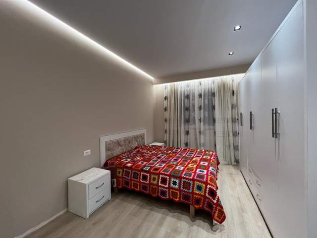 Tirane, jepet me qera apartament 2+1+A+BLK Kati 7, 110 m² 500 Euro (Bulevardi Migjeni)