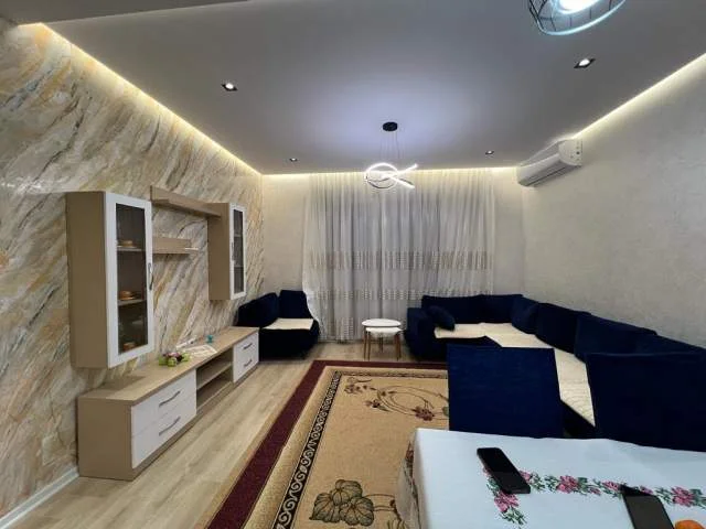 Tirane, jepet me qera apartament 2+1+A+BLK Kati 7, 110 m² 500 Euro (Bulevardi Migjeni)