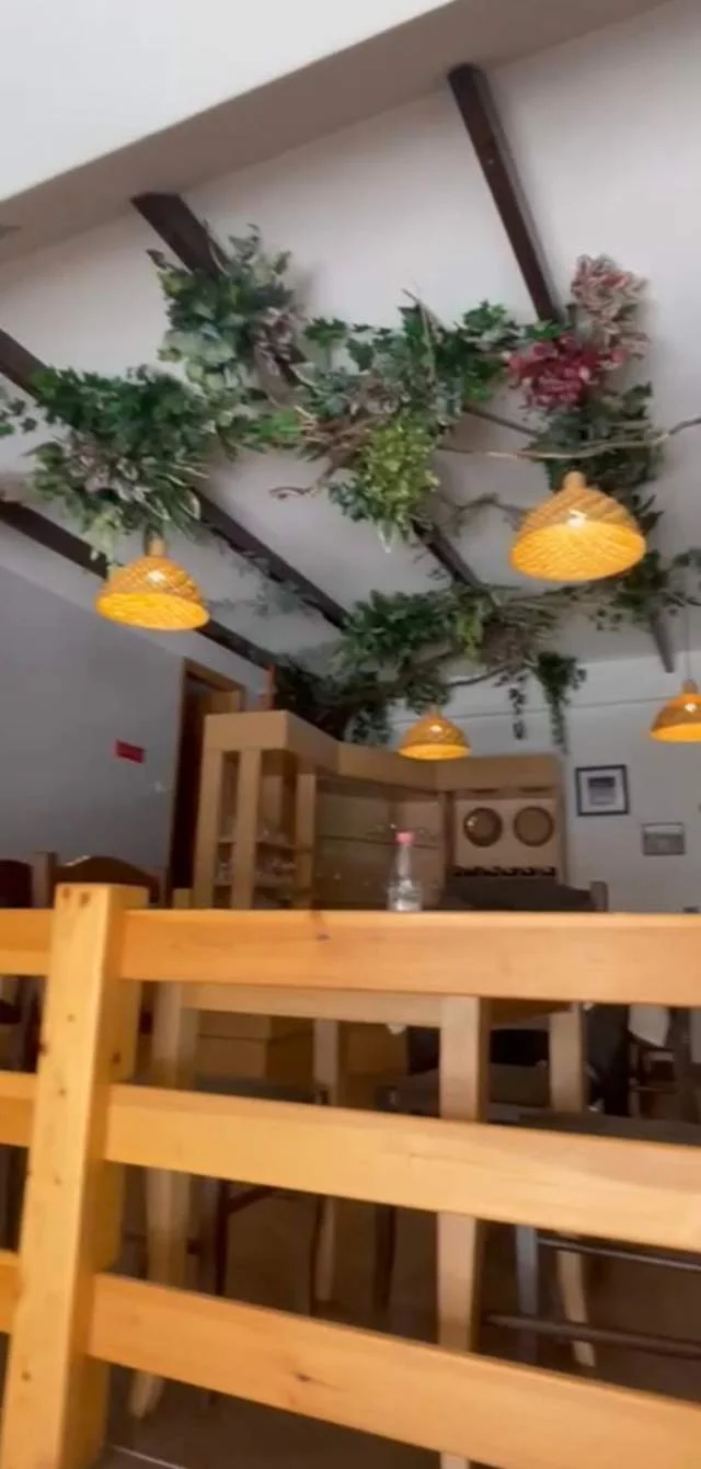 Tirane, shitet lokal Kati 0, 130 m² 36.000 Euro (Rruga Medar Shtylla)