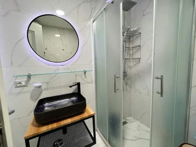 Tirane, shitet apartament Kati 3, 90 m² 165.000 Euro (LIQENI I THATE)