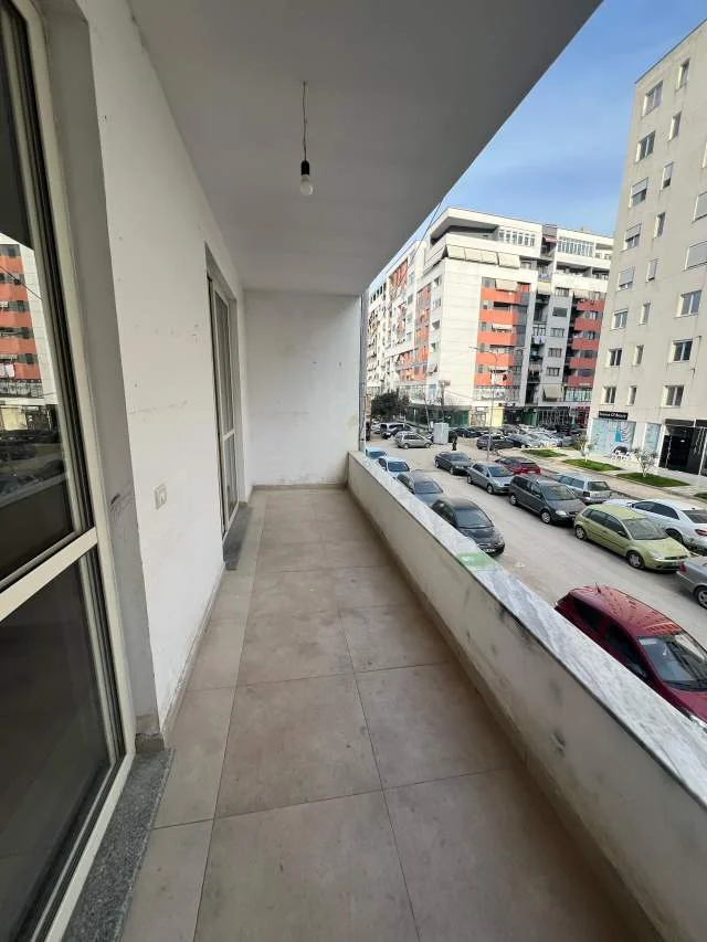 Tirane, shitet apartament 1+1+BLK Kati 1, 70 m² 78.000 Euro (Teodor keko)