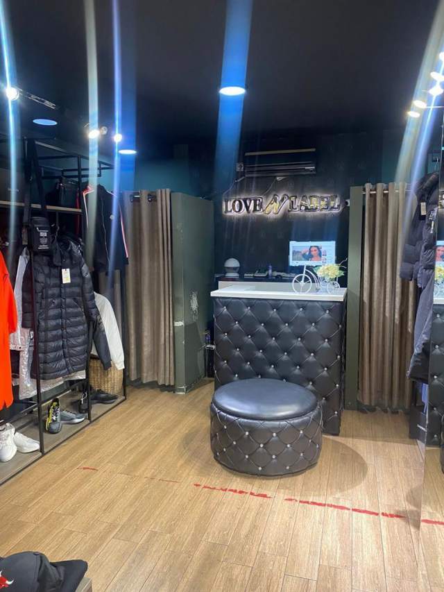 Tirane, - Shitet Biznesi - Okazion
