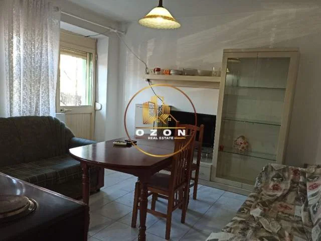Tirane, jepet me qera apartament 1+1 Kati 2, 50 m² 40.000 Leke (Brryli)