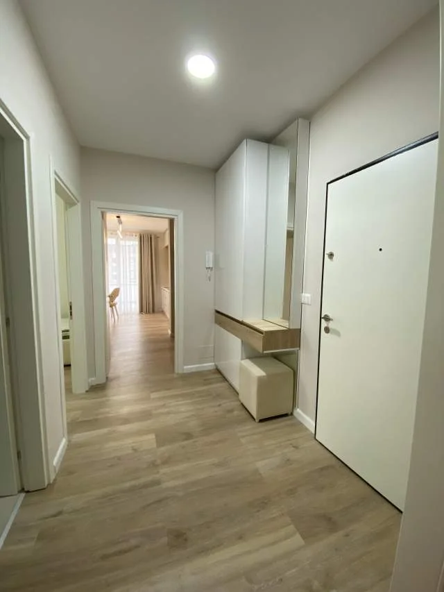 Tirane, jepet me qera apartament 2+1+BLK Kati 1, 105 m² 550 Euro (ASTIR)