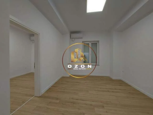 Tirane, jepet me qera apartament 2+1 Kati 3, 105 m² 900 Euro (Shallvaret)