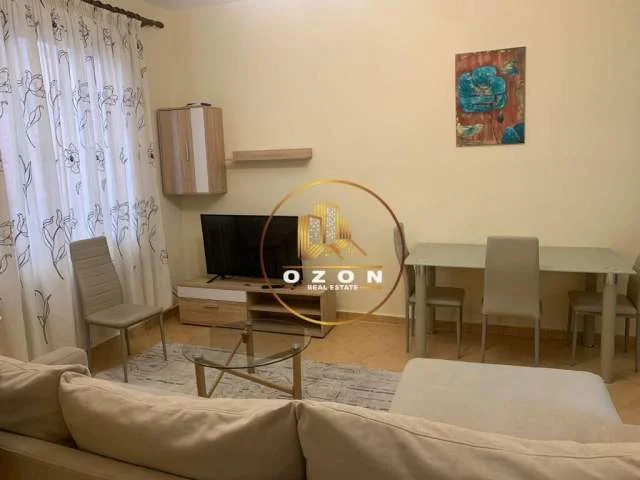 Tirane, jepet me qera apartament 2+1 Kati 2, 95 m² 450 Euro (Vasil Shanto)