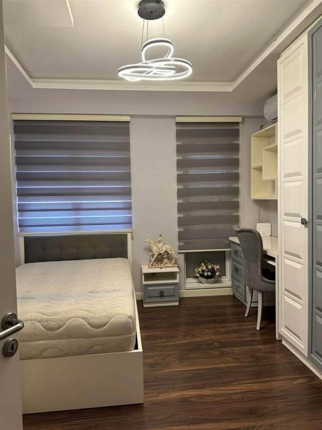 Tirane, jepet me qera apartament 3+1+BLK Kati 2, 90 m² 800 Euro (Kompleksi Kontakt)