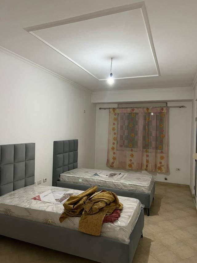 Tirane, jepet me qera apartament 2+1+BLK Kati 5, 100 m² 400 Euro (Sokrat Mmiho)