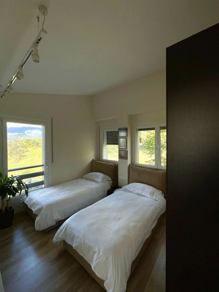 SHITET: Apartament 2+1+2wc & 2 Poste Parkimi Perfshite Ne Cmim ( 📍 Long Hills Residence - Teg ) K2. - 147m2 CMIMI: **** 420,000 Euro