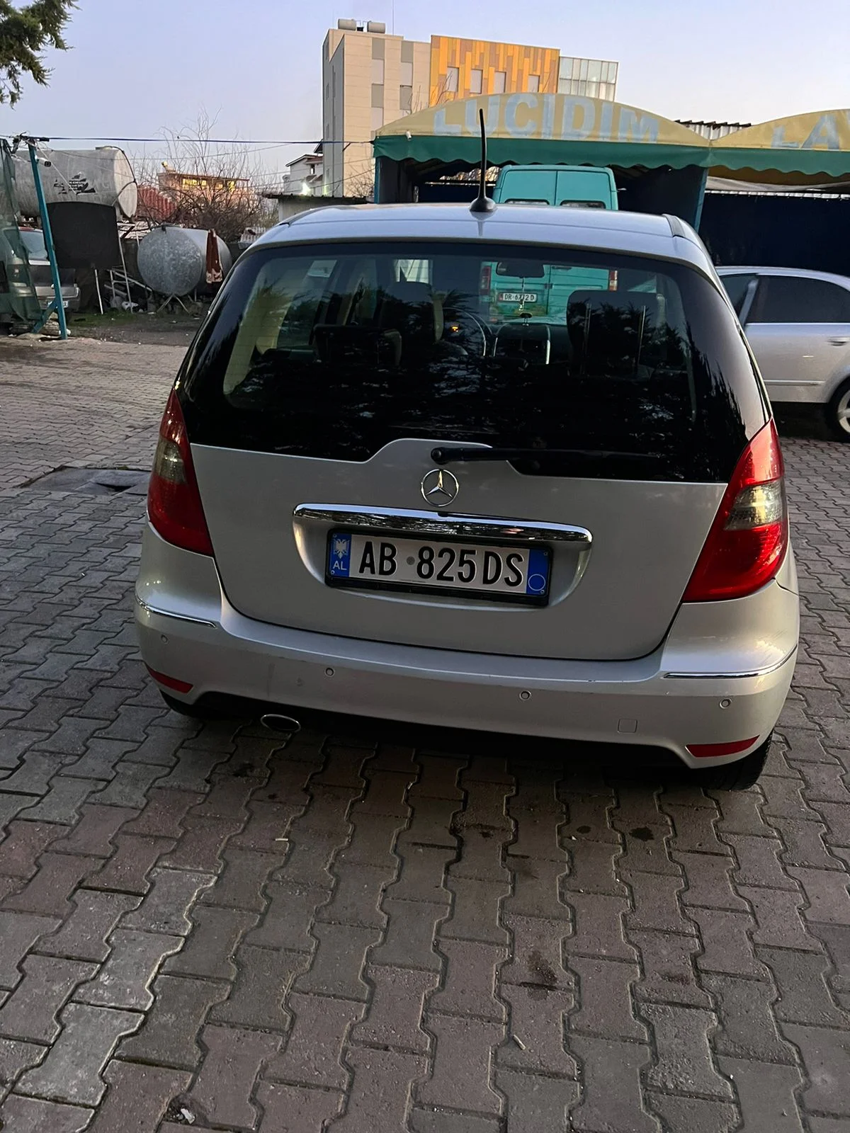 Durres, shes makine Mercedes-Benz a class Viti 2008, 3.200 Euro