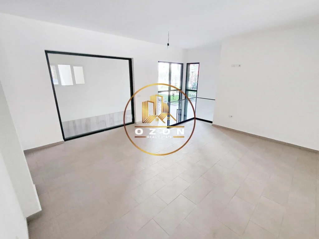 Ambient Biznesi Në Shitje Tek Kompleksi Rezidencial Green City, Astir!