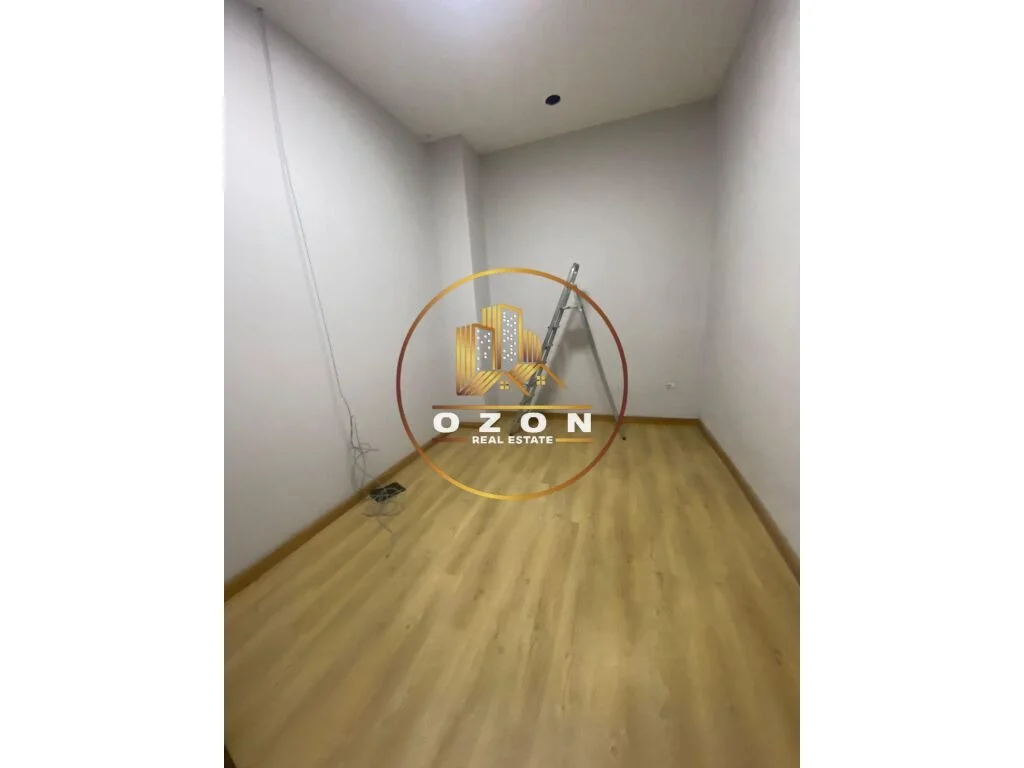 Ambient Biznesi me Qira tek Kodra e Diellit 1!