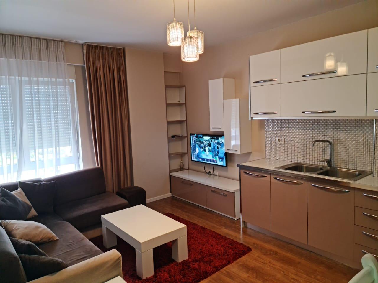 Qera, Apartament 1+1 Kompleksi Kontakt, 21 Dhjetori Tiranë
