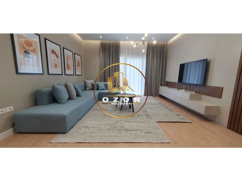 Apartament 2+1+2 me Qira tek Xhamija e Kopshtit Botanik!