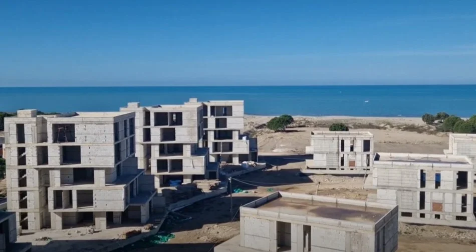 Gjiri Lalezit | Hamallaj, shitet apartament 5+1, Kati 5, 1,328 m² 2,700,000 € (Gjiri i lalzit / Porto Lalzi)