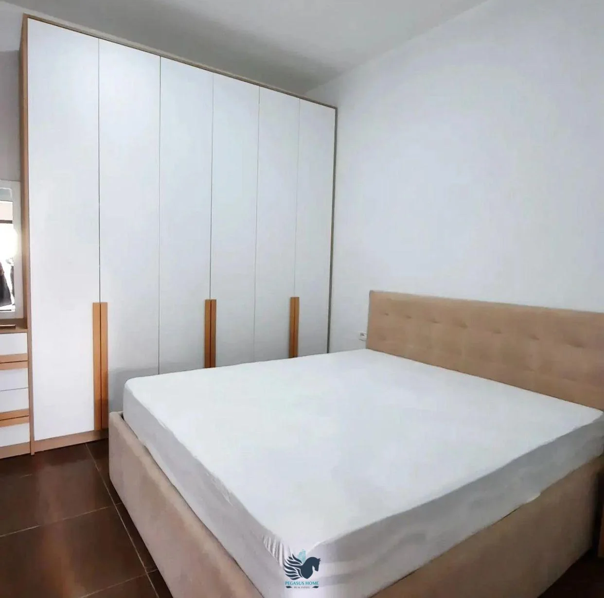 Jepet Me Qera Shtepi Private 2+1 Tek Kodra e Diellit 2 [ID PV0413]