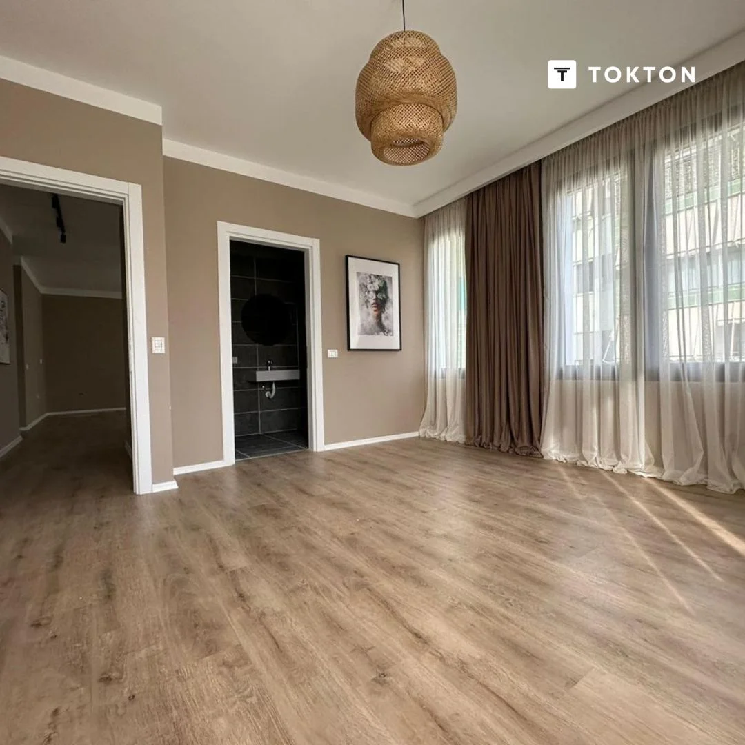 Në Shitje, Apartament 2+1,Rruga Frosina Plaku, 21 Dhjetori, Tiranë.