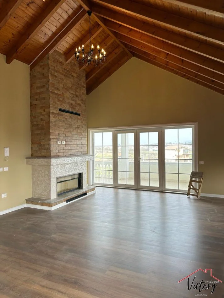 Japim vile me qira tek Akacia Hills