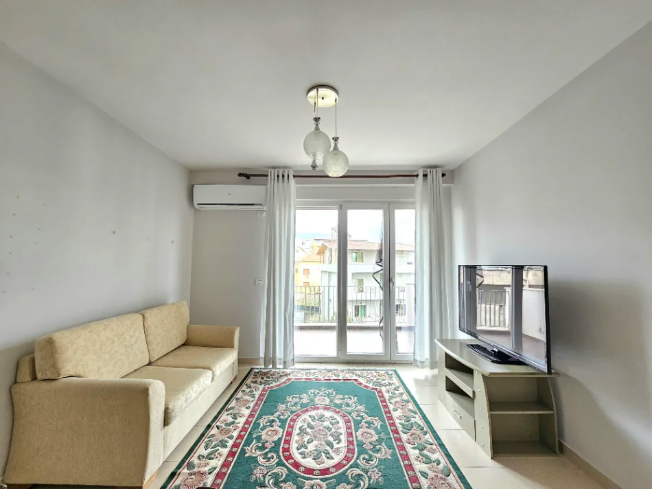 Jepet Me Qera: 1+1+Bllk ( Res. Ana - Qytet Studenti ) K2, Pllt I Ri Me Ashensor | I Mobiluar, Kondicioner | Dh. Gjumi Me Parket - 40,000 Lekë/Muaj