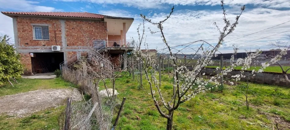 SHITET SHTEPI PRIVATE NE VORE TIRANE