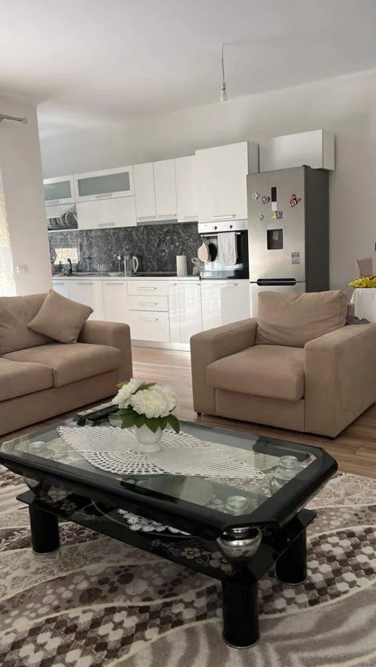 ⚜ APARTAMENT 3+1 NE SHITJE TE FRESKU