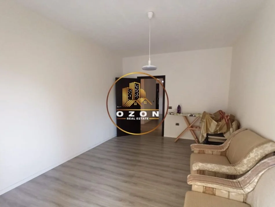 Shitet Apartament 2+1+2 Në Don Bosco!