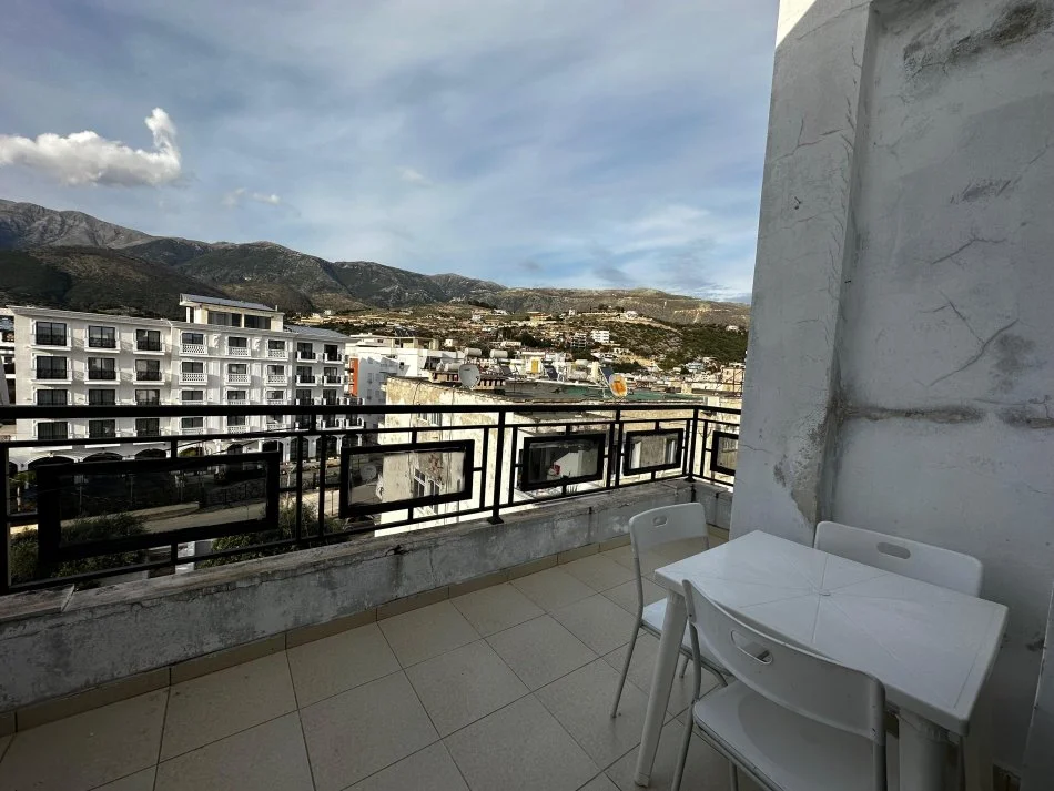 GARSIONER PER SHITJE NE HIMARE!