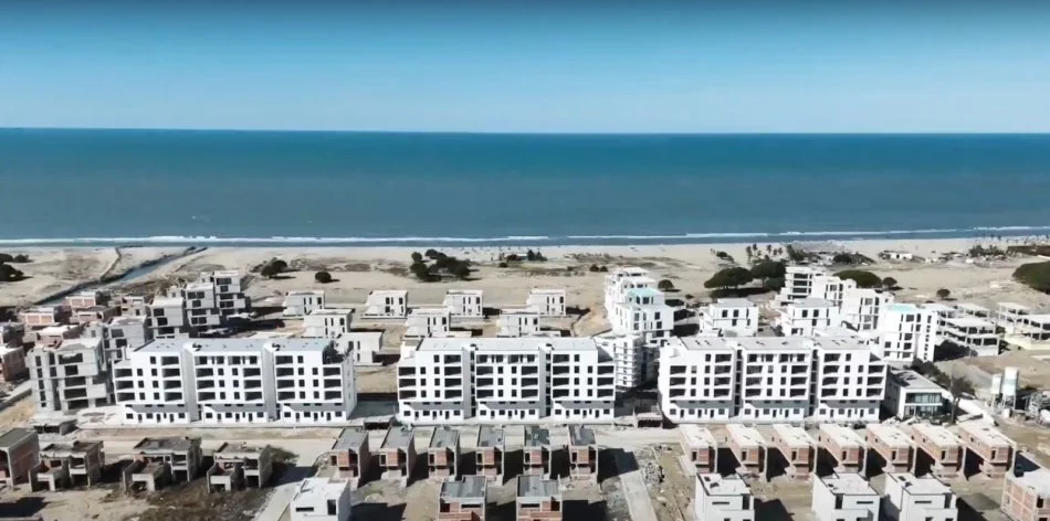 Gjiri Lalezit | Hamallaj, shitet apartament 5+1, Kati 5, 1,328 m² 2,700,000 € (Gjiri i lalzit / Porto Lalzi)